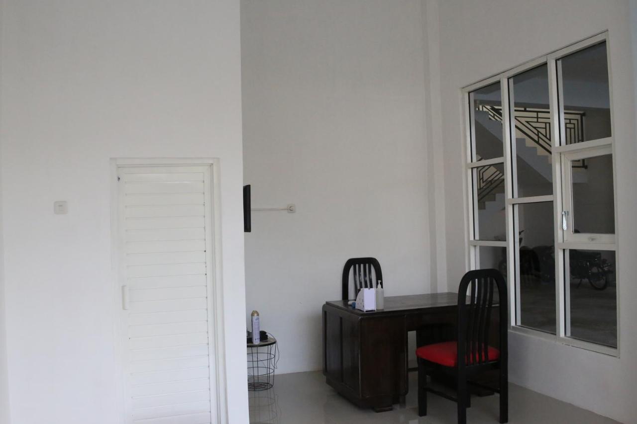 Reddoorz Syariah Near Suncity Mall Madiun Exteriér fotografie