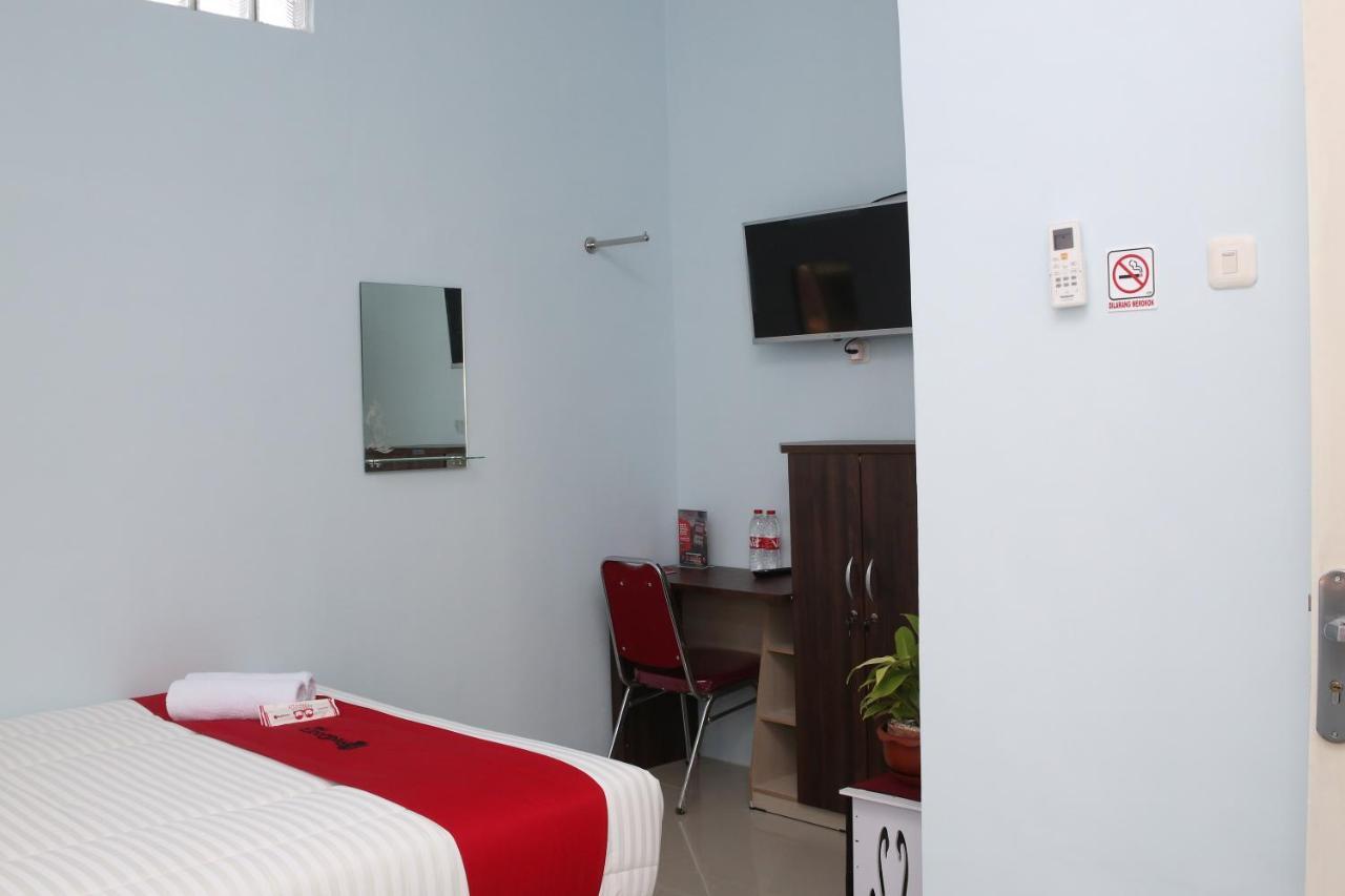 Reddoorz Syariah Near Suncity Mall Madiun Exteriér fotografie