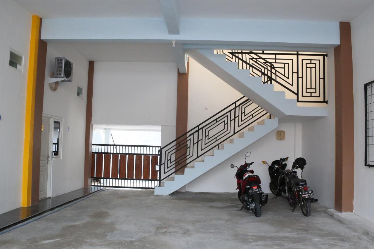Reddoorz Syariah Near Suncity Mall Madiun Exteriér fotografie