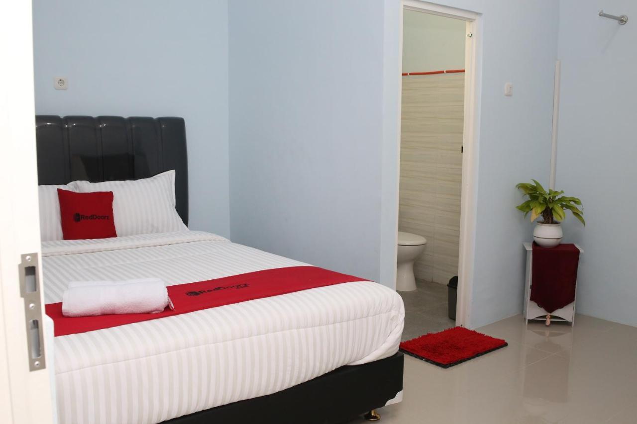 Reddoorz Syariah Near Suncity Mall Madiun Exteriér fotografie