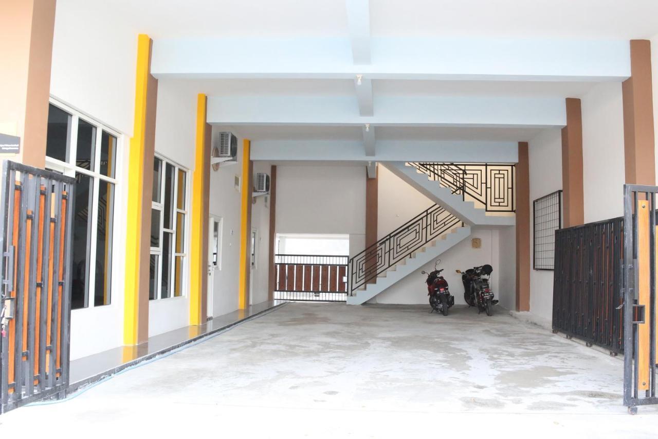 Reddoorz Syariah Near Suncity Mall Madiun Exteriér fotografie